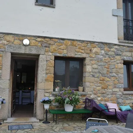 El Calero Guest House Oviedo Exterior photo